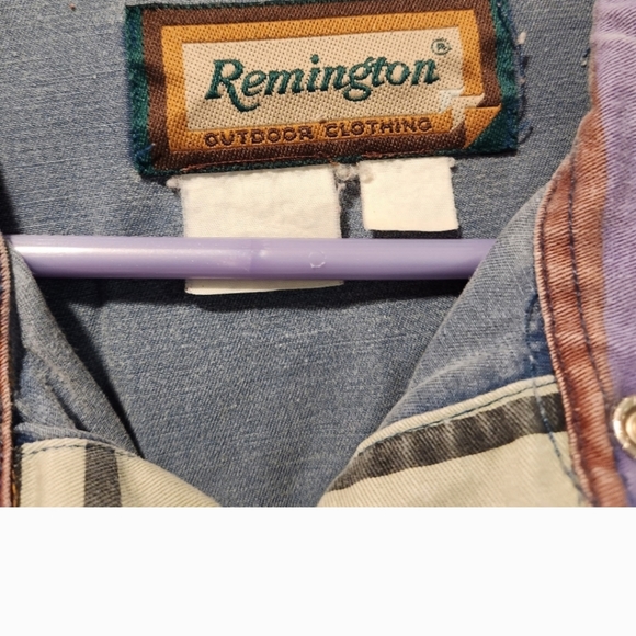 Remington Heavy snap up shirt size large - Picture 3 of 4